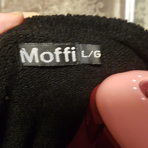 Sweater - Picture 3 of 4